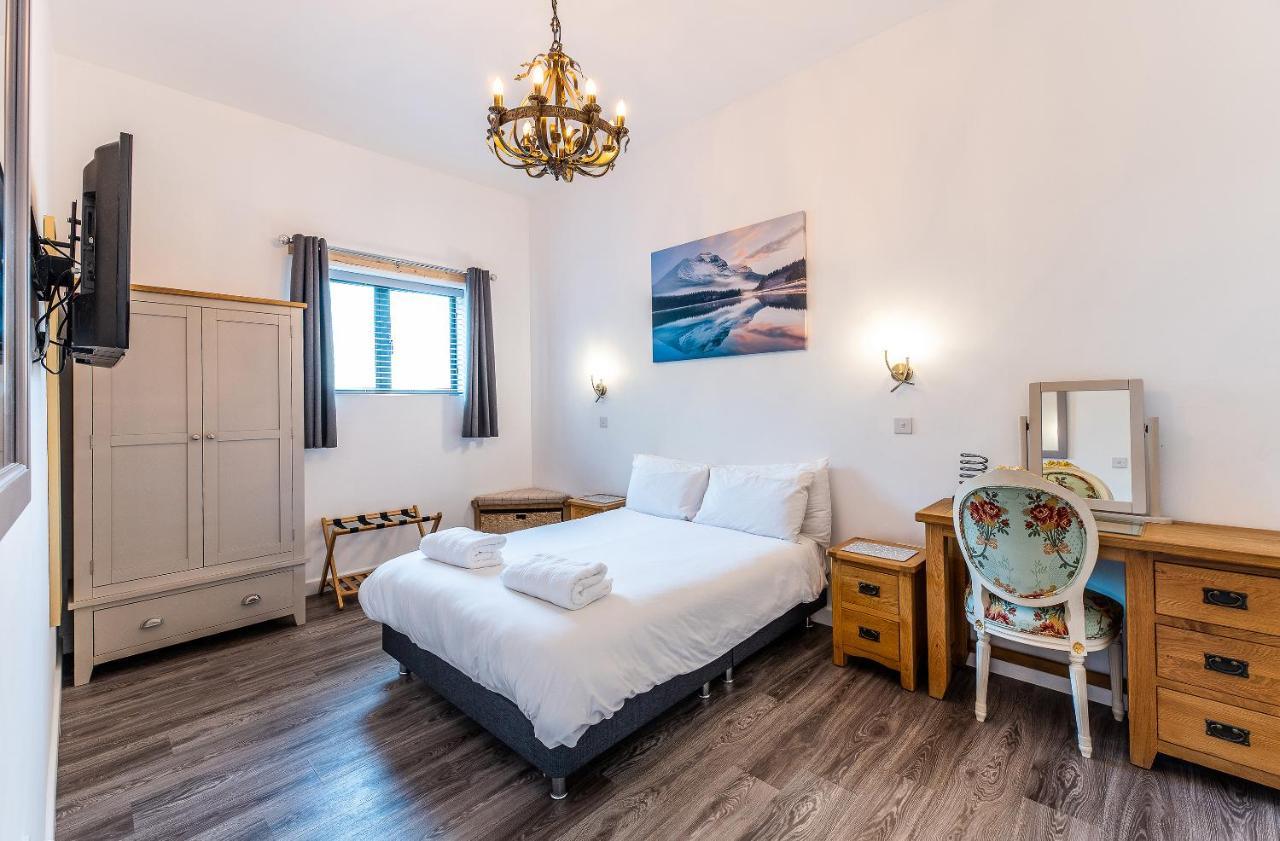 Lionheart Large Luxury Lodge - Sleeps 10- Dog Friendly,Near Sherwood Forest At Fairview Farm Nottingham Great For Family Gatherings ,Groups ,Parties Extérieur photo