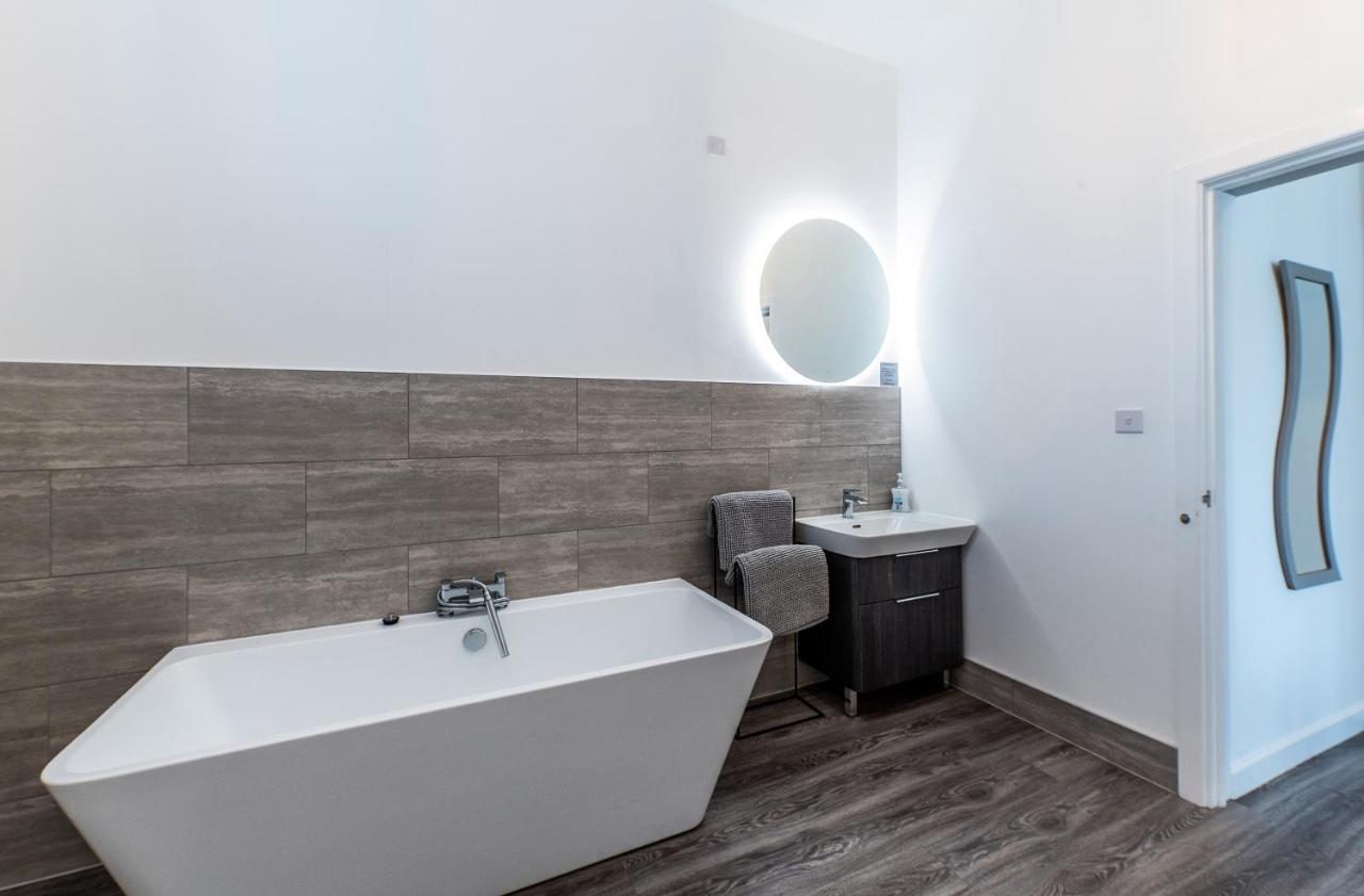 Lionheart Large Luxury Lodge - Sleeps 10- Dog Friendly,Near Sherwood Forest At Fairview Farm Nottingham Great For Family Gatherings ,Groups ,Parties Extérieur photo